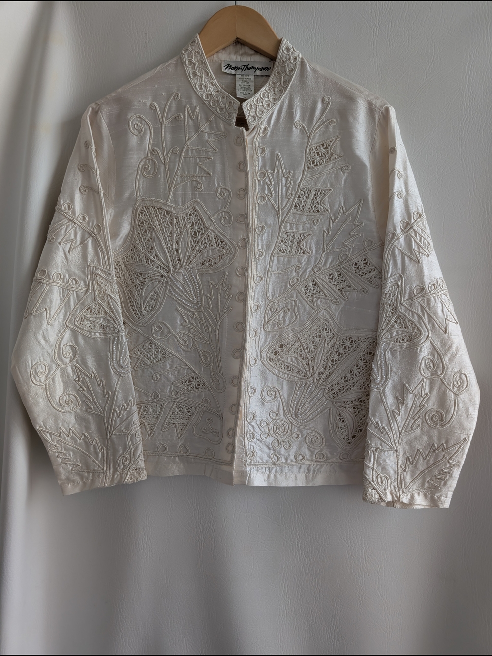 Norm Thompson Ivory Silk Hand-Embroidered Lace Faux Pearls Jacket Vintage - M